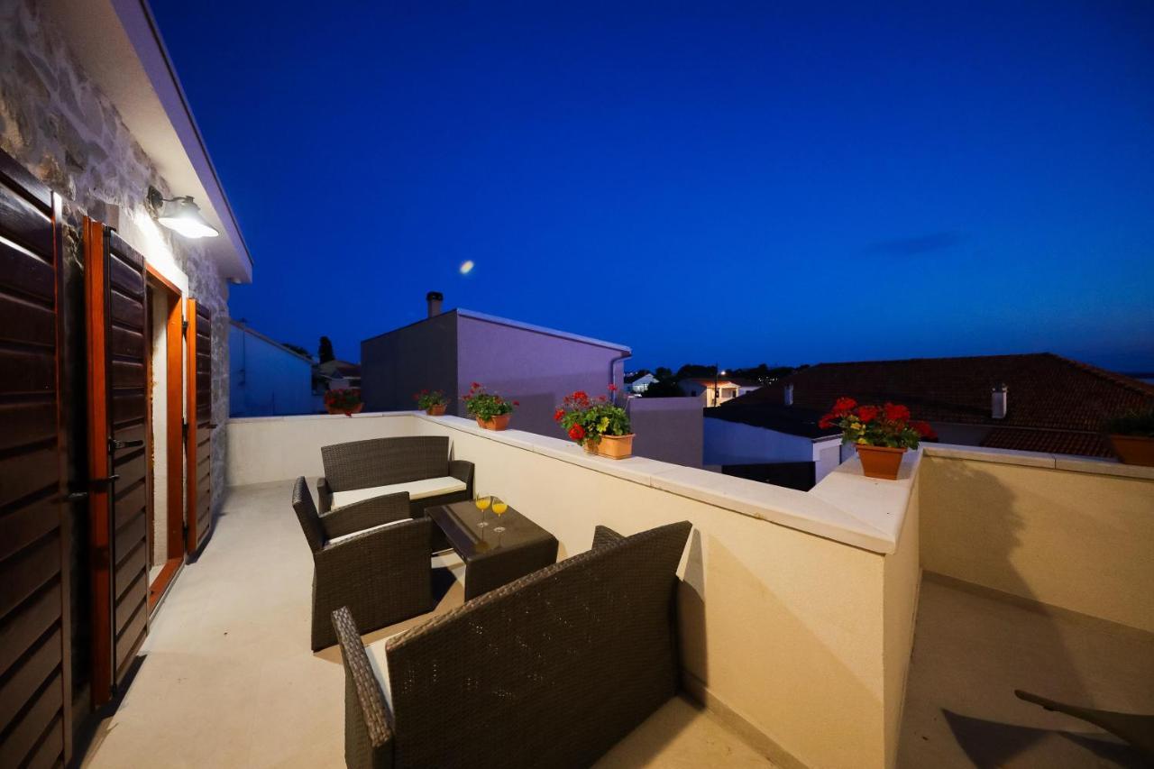 Holiday Home Mare Petrcane Exterior photo