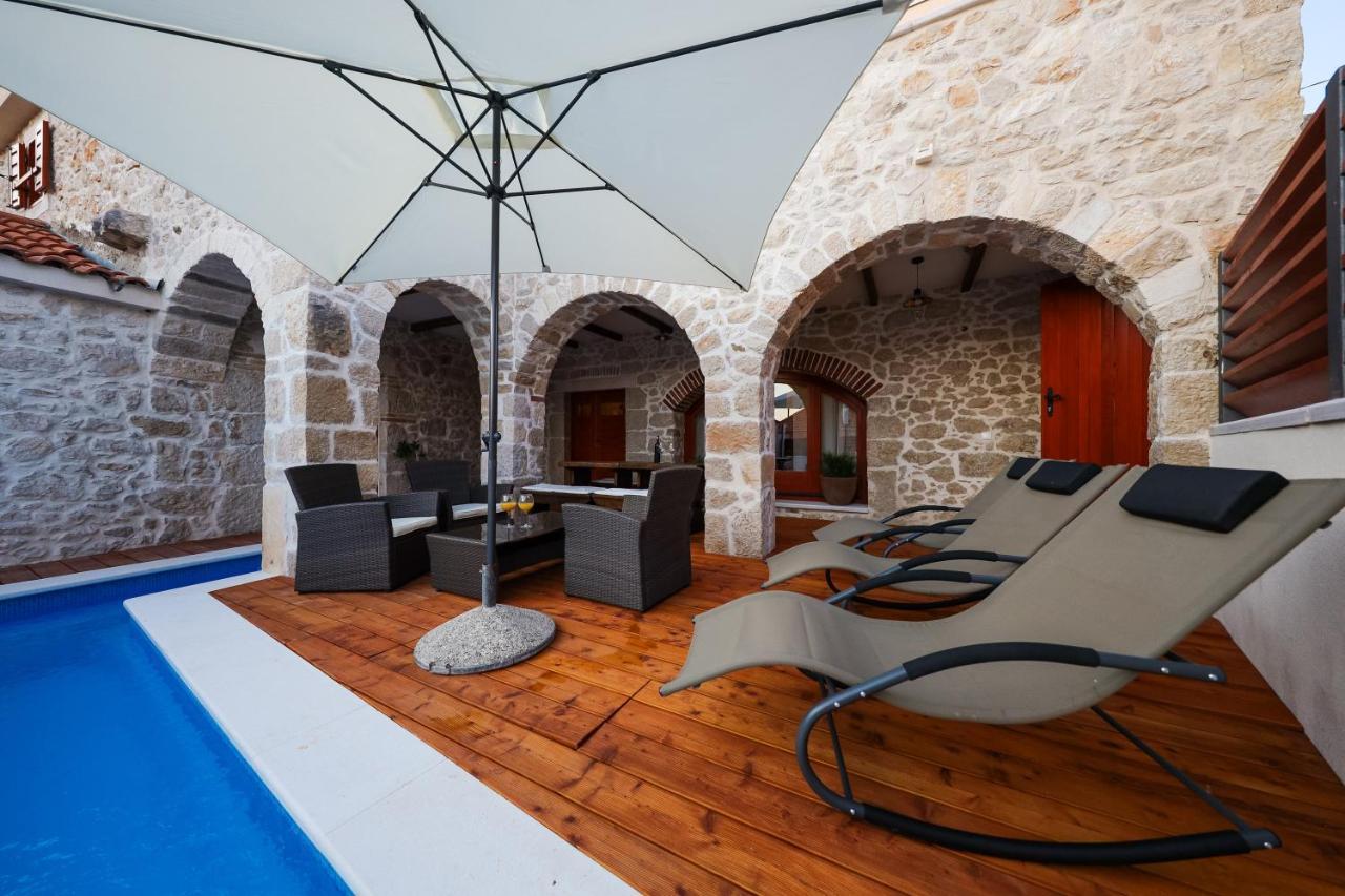 Holiday Home Mare Petrcane Exterior photo