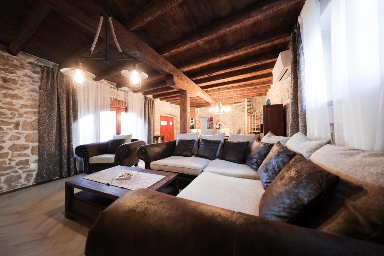Holiday Home Mare Petrcane Exterior photo